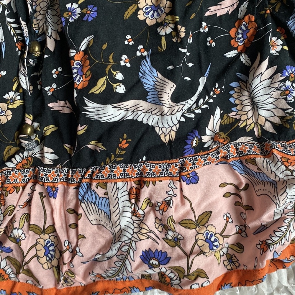 Like new long sleeve bird printed dress size medium - Picture 3 of 5